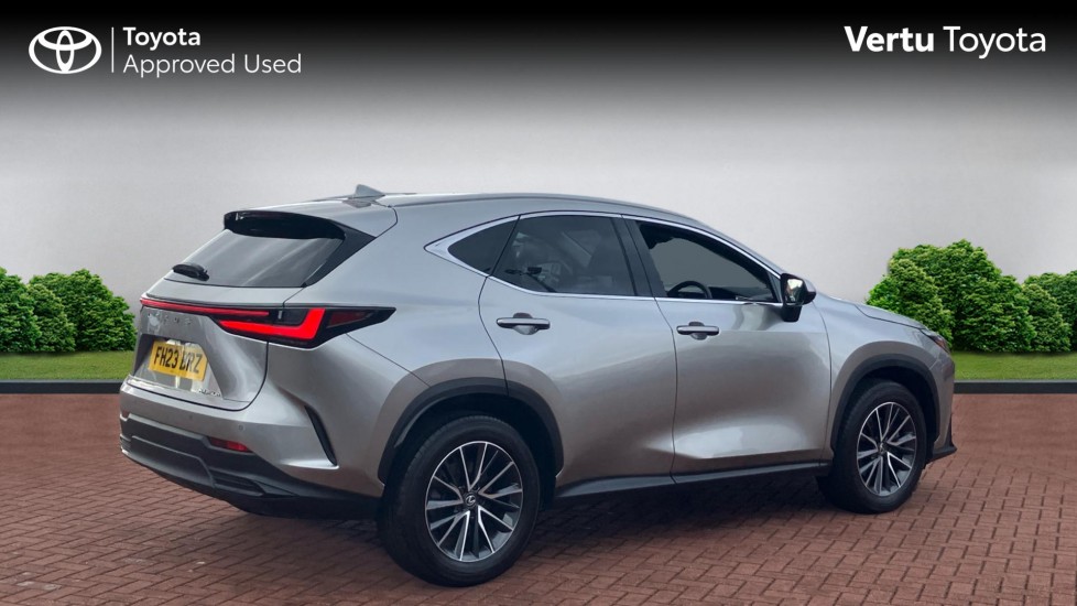 Lexus NX 350h 2.5 5dr E-CVT 2WD Hybrid Estate - Image 2