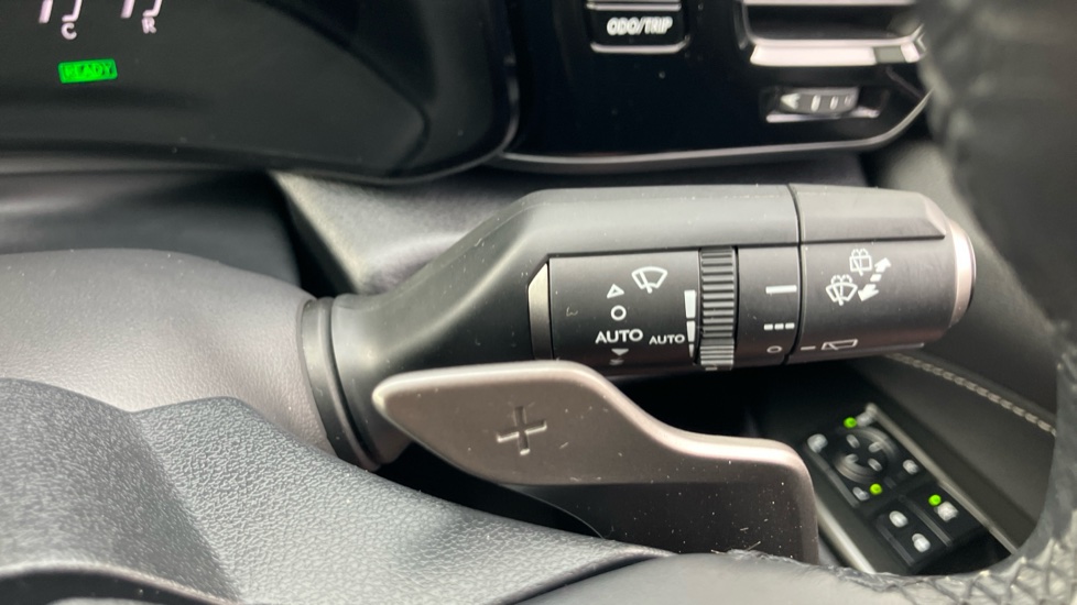 Lexus NX 350h 2.5 5dr E-CVT 2WD Hybrid Estate - Image 32