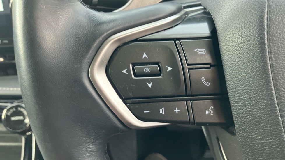 Lexus NX 350h 2.5 5dr E-CVT 2WD Hybrid Estate - Image 36