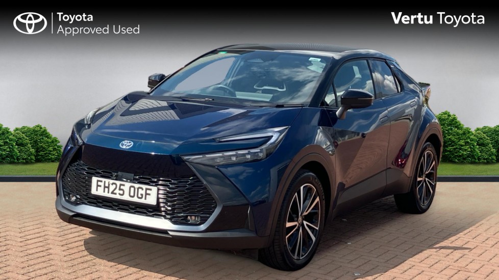 Toyota C-HR 2.0 PHEV Excel 5dr CVT Hatchback - Image 3