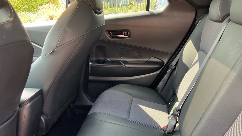 Toyota C-HR 2.0 PHEV Excel 5dr CVT Hatchback - Image 15