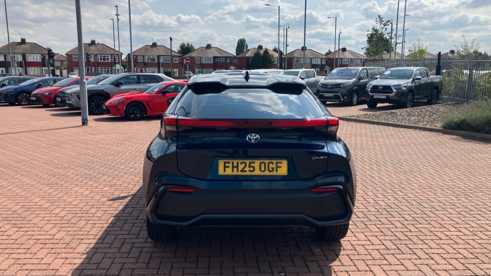 Toyota C-HR 2.0 PHEV Excel 5dr CVT Hatchback - Image 47