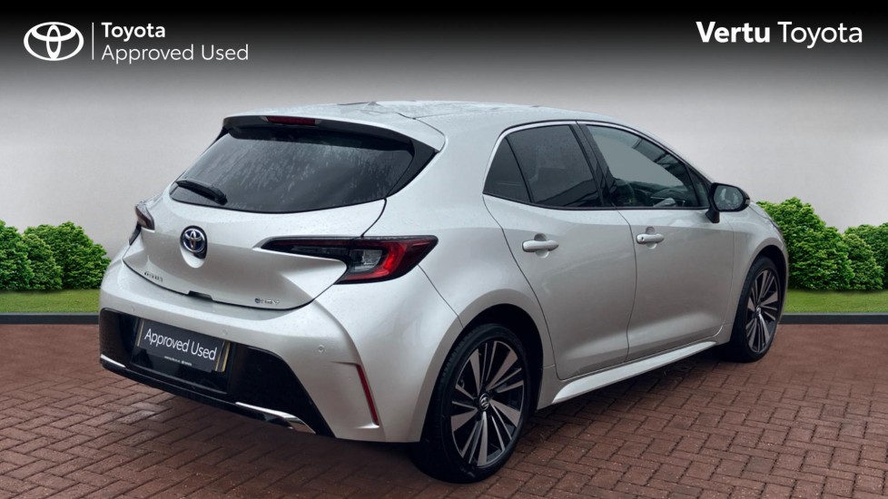Toyota Corolla 1.8 Hybrid Design 5dr CVT Hybrid Hatchback - Image 2