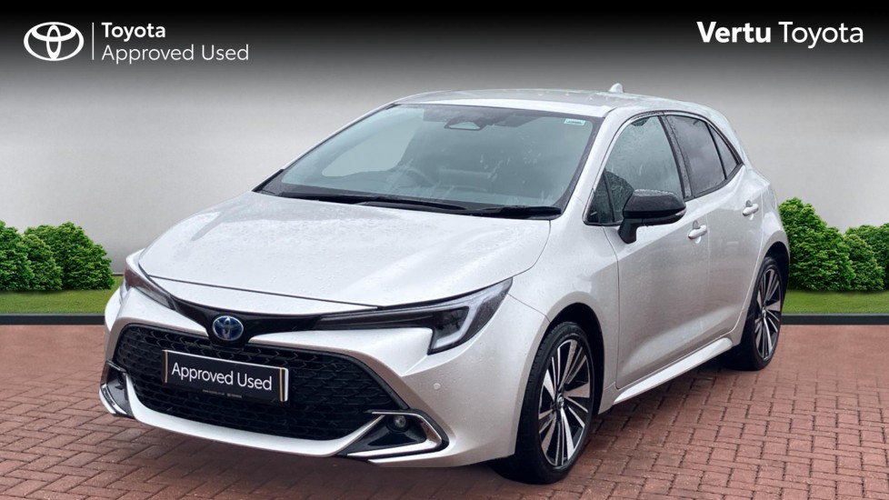 Toyota Corolla 1.8 Hybrid Design 5dr CVT Hybrid Hatchback - Image 3