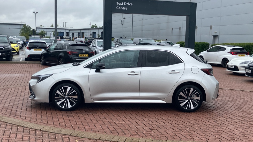 Toyota Corolla 1.8 Hybrid Design 5dr CVT Hybrid Hatchback - Image 24