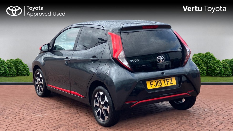 Toyota Aygo 1.0 VVT-i X-Trend 5dr Petrol Hatchback - Image 4