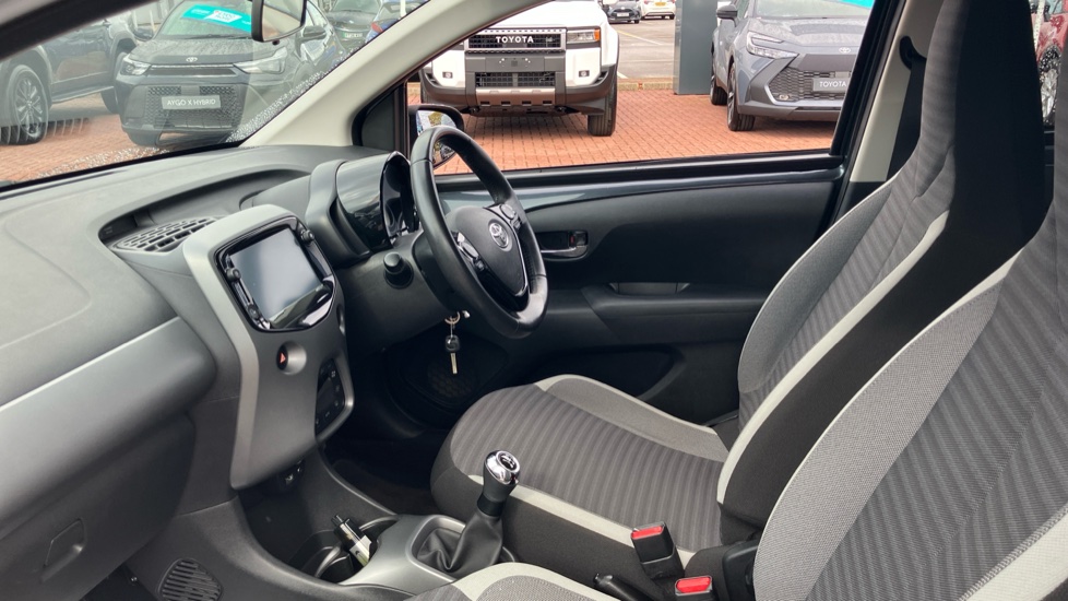 Toyota Aygo 1.0 VVT-i X-Trend 5dr Petrol Hatchback - Image 5