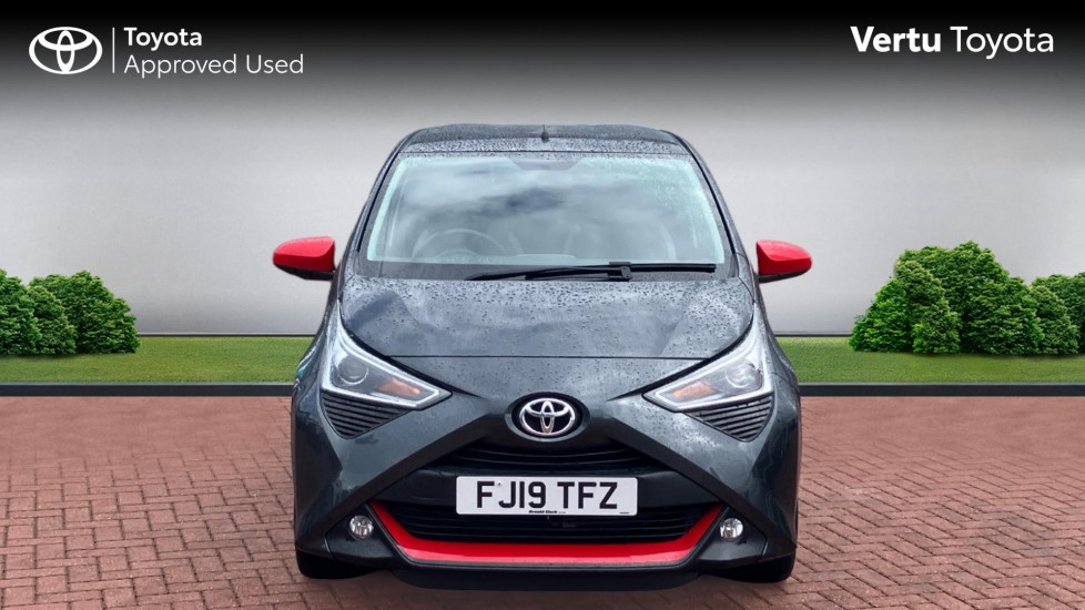 Toyota Aygo 1.0 VVT-i X-Trend 5dr Petrol Hatchback - Image 22