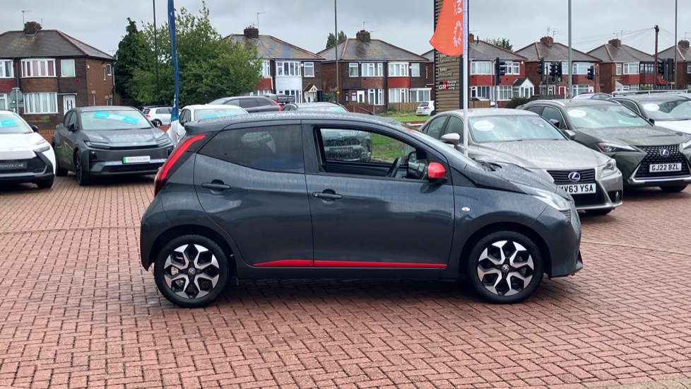 Toyota Aygo 1.0 VVT-i X-Trend 5dr Petrol Hatchback - Image 23