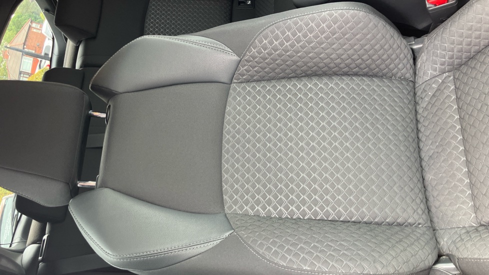 Toyota C-HR 1.8 Hybrid Excel 5dr CVT Hybrid Hatchback - Image 14