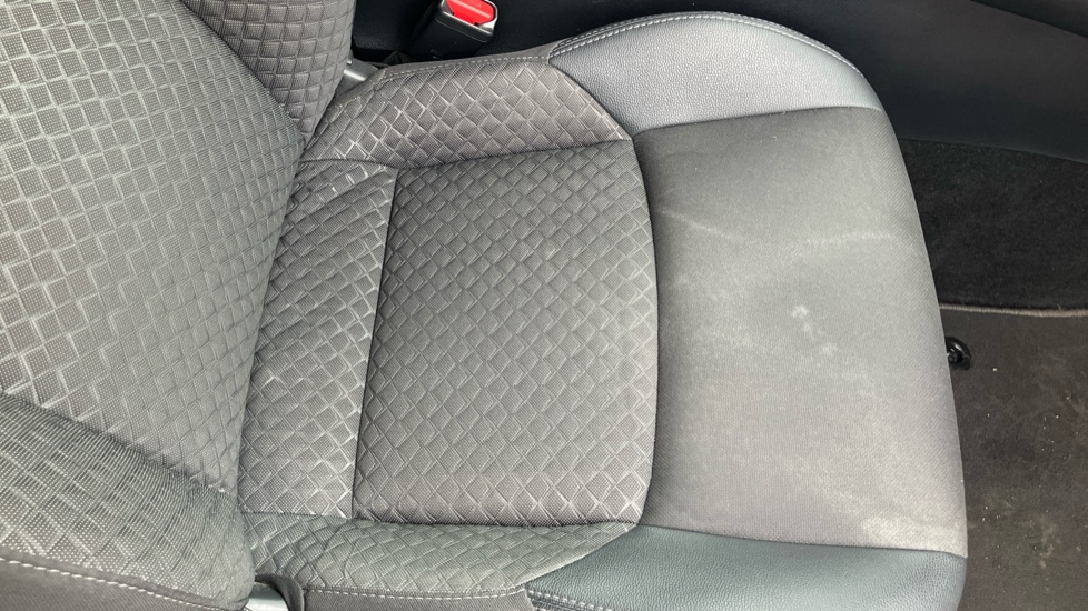 Toyota C-HR 1.8 Hybrid Excel 5dr CVT Hybrid Hatchback - Image 17