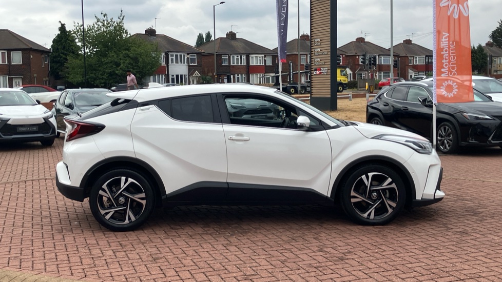 Toyota C-HR 1.8 Hybrid Excel 5dr CVT Hybrid Hatchback - Image 23