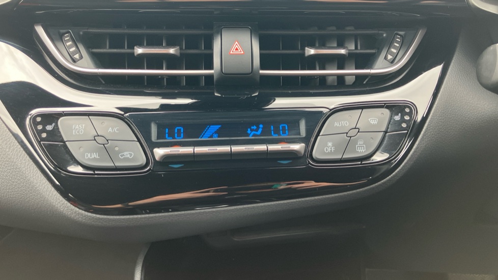 Toyota C-HR 1.8 Hybrid Excel 5dr CVT Hybrid Hatchback - Image 33