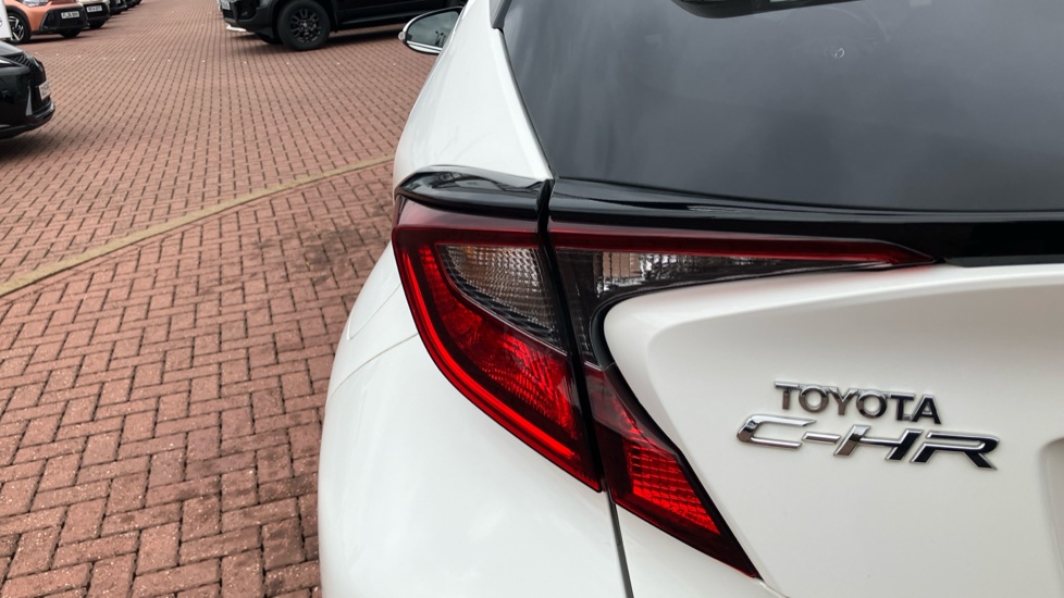 Toyota C-HR 1.8 Hybrid Excel 5dr CVT Hybrid Hatchback - Image 35