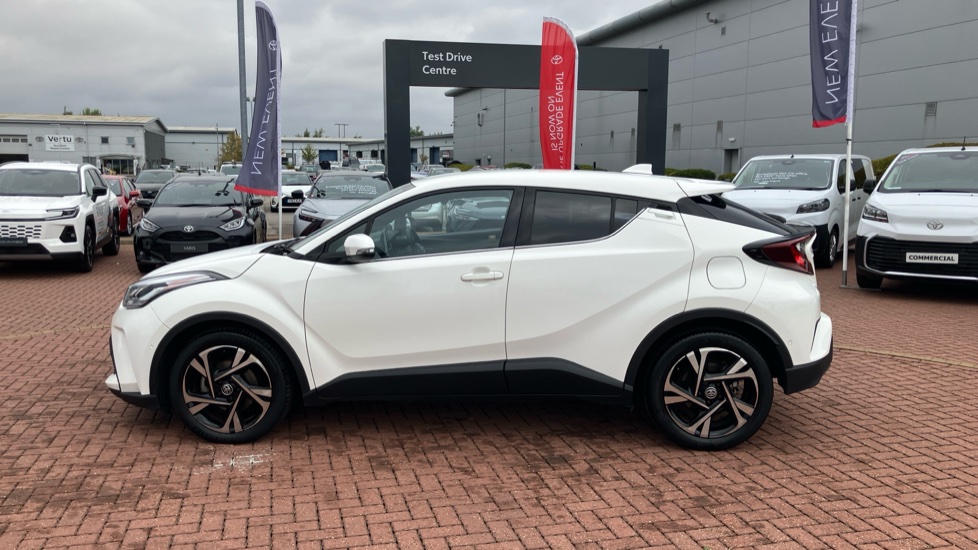Toyota C-HR 1.8 Hybrid Excel 5dr CVT Hybrid Hatchback - Image 46