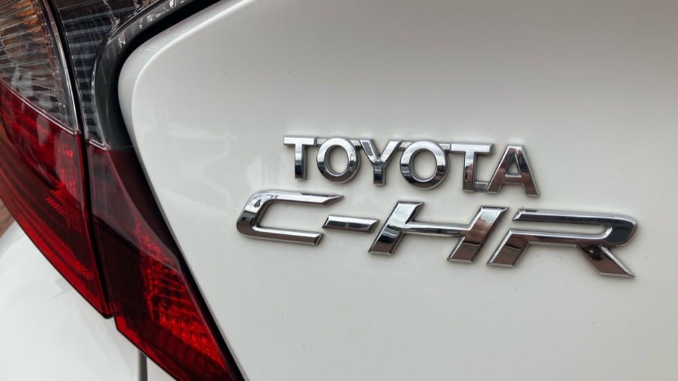 Toyota C-HR 1.8 Hybrid Excel 5dr CVT Hybrid Hatchback - Image 49