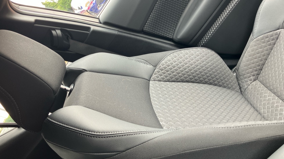 Toyota C-HR 1.8 Hybrid Excel 5dr CVT Hybrid Hatchback - Image 56