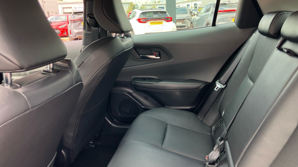 Toyota Prius 2.0 PHEV Excel 5dr CVT Hatchback - Image 15