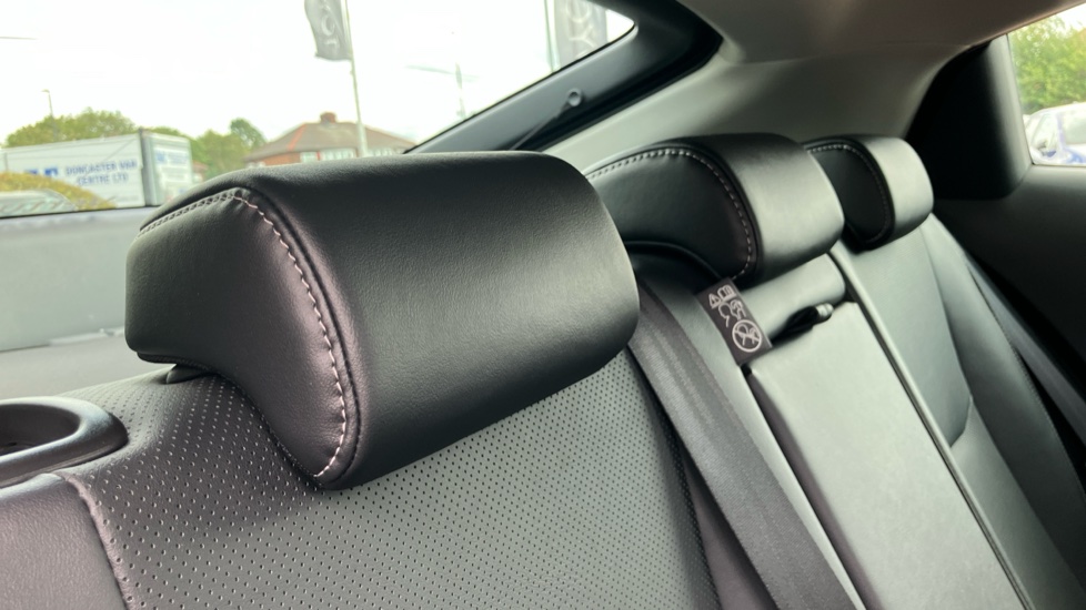 Toyota Prius 2.0 PHEV Excel 5dr CVT Hatchback - Image 18