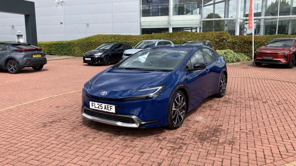 Toyota Prius 2.0 PHEV Excel 5dr CVT Hatchback - Image 53