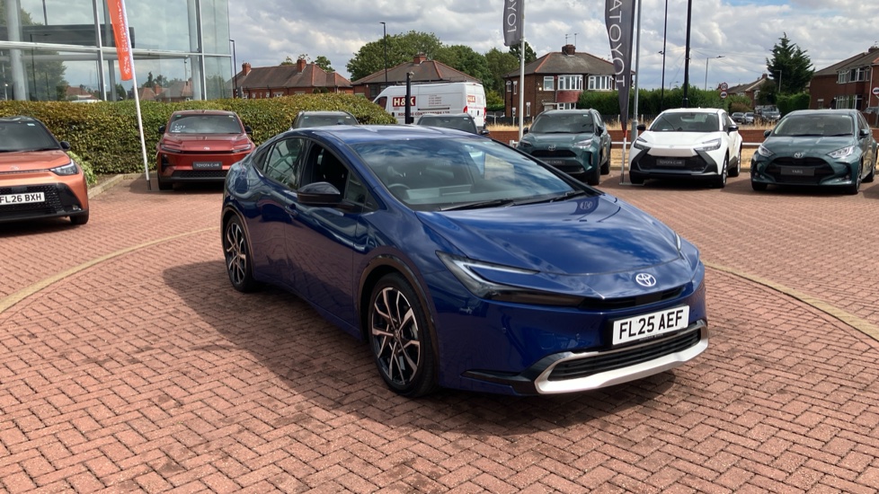 Toyota Prius 2.0 PHEV Excel 5dr CVT Hatchback - Image 55