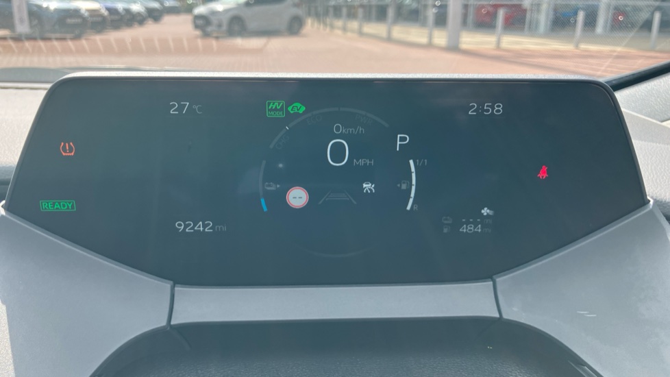 Toyota Prius 2.0 PHEV Design 5dr CVT Hatchback - Image 11