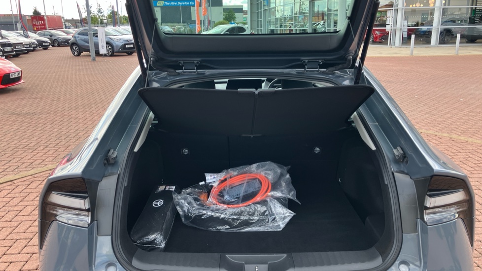 Toyota Prius 2.0 PHEV Design 5dr CVT Hatchback - Image 13