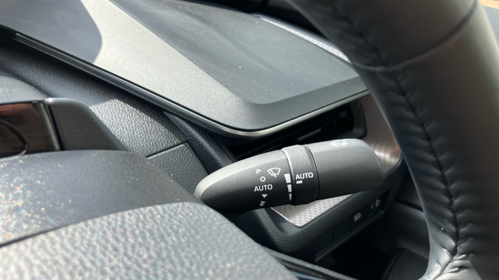 Toyota Prius 2.0 PHEV Design 5dr CVT Hatchback - Image 32