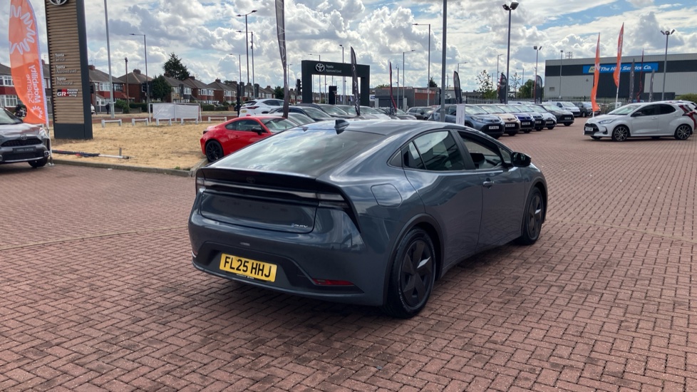 Toyota Prius 2.0 PHEV Design 5dr CVT Hatchback - Image 44