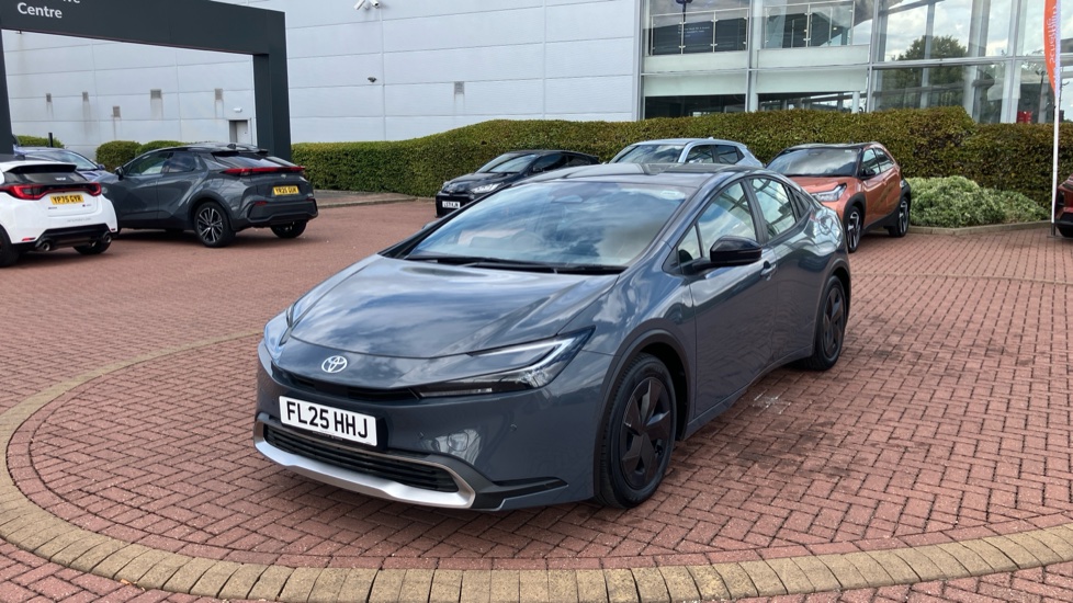 Toyota Prius 2.0 PHEV Design 5dr CVT Hatchback - Image 48