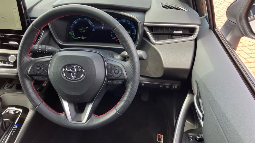 Toyota Corolla 1.8 Hybrid GR Sport 5dr CVT Hybrid Hatchback - Image 10