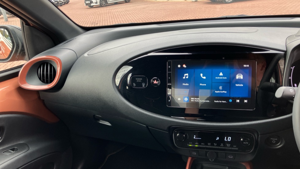 Toyota Aygo X 1.5 Hybrid Design 5dr CVT Hybrid Hatchback - Image 9