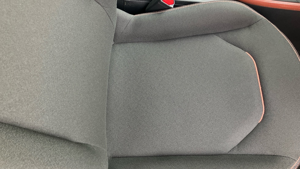 Toyota Aygo X 1.5 Hybrid Design 5dr CVT Hybrid Hatchback - Image 17