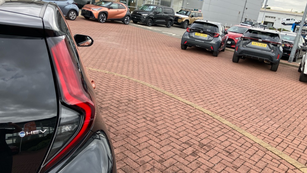 Toyota Aygo X 1.5 Hybrid Design 5dr CVT Hybrid Hatchback - Image 21