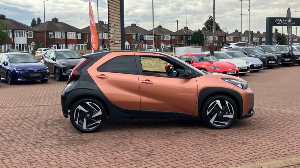 Toyota Aygo X 1.5 Hybrid Design 5dr CVT Hybrid Hatchback - Image 23