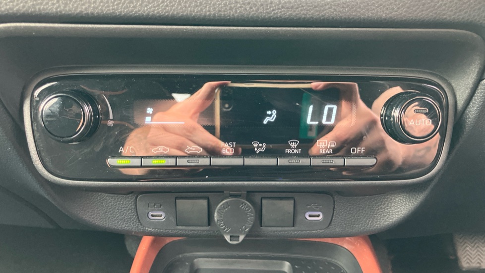 Toyota Aygo X 1.5 Hybrid Design 5dr CVT Hybrid Hatchback - Image 33