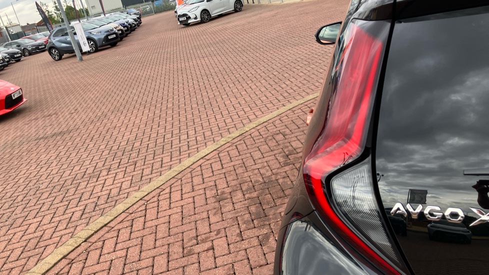 Toyota Aygo X 1.5 Hybrid Design 5dr CVT Hybrid Hatchback - Image 36