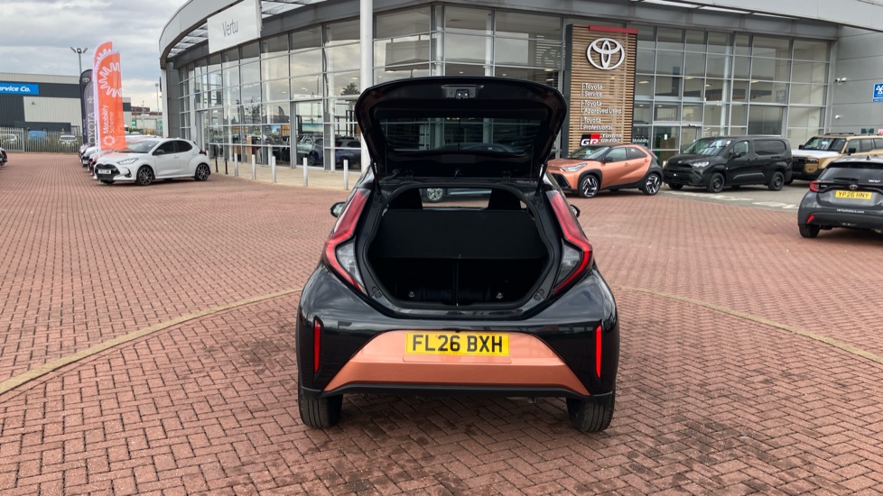 Toyota Aygo X 1.5 Hybrid Design 5dr CVT Hybrid Hatchback - Image 51