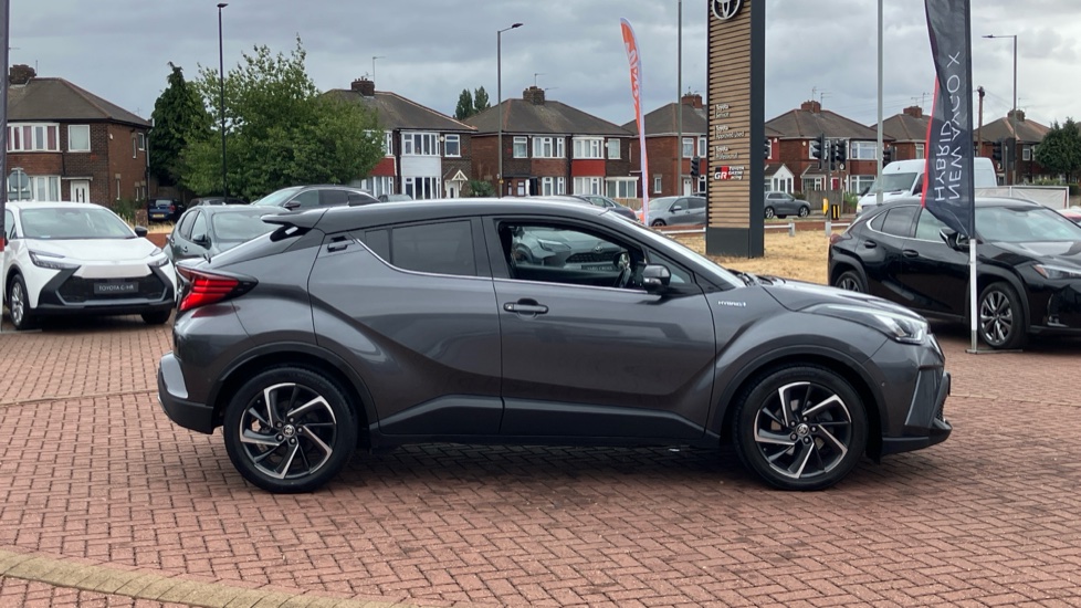 Toyota C-HR 2.0 Hybrid Dynamic 5dr CVT Hybrid Hatchback - Image 23