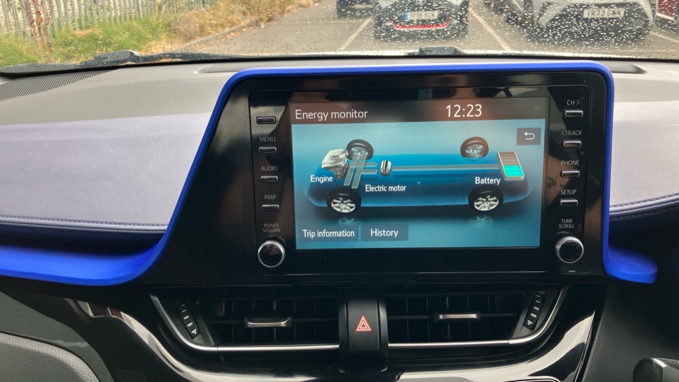 Toyota C-HR 2.0 Hybrid Dynamic 5dr CVT Hybrid Hatchback - Image 39