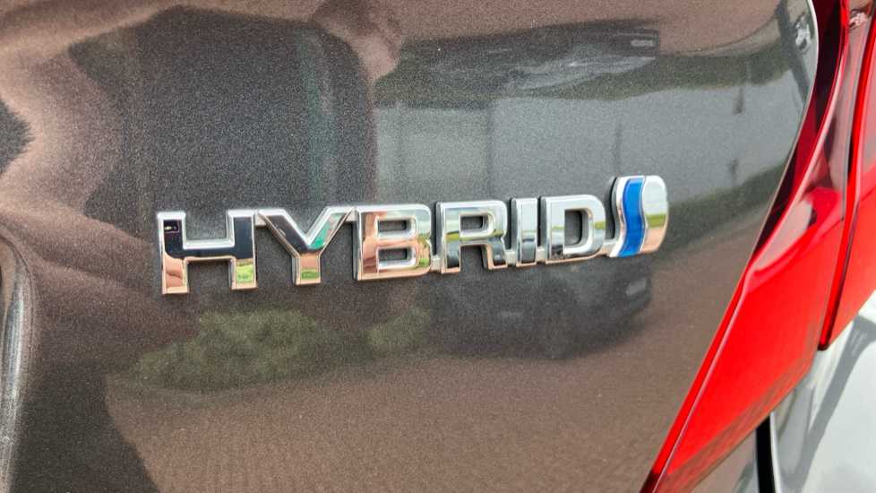 Toyota C-HR 2.0 Hybrid Dynamic 5dr CVT Hybrid Hatchback - Image 53