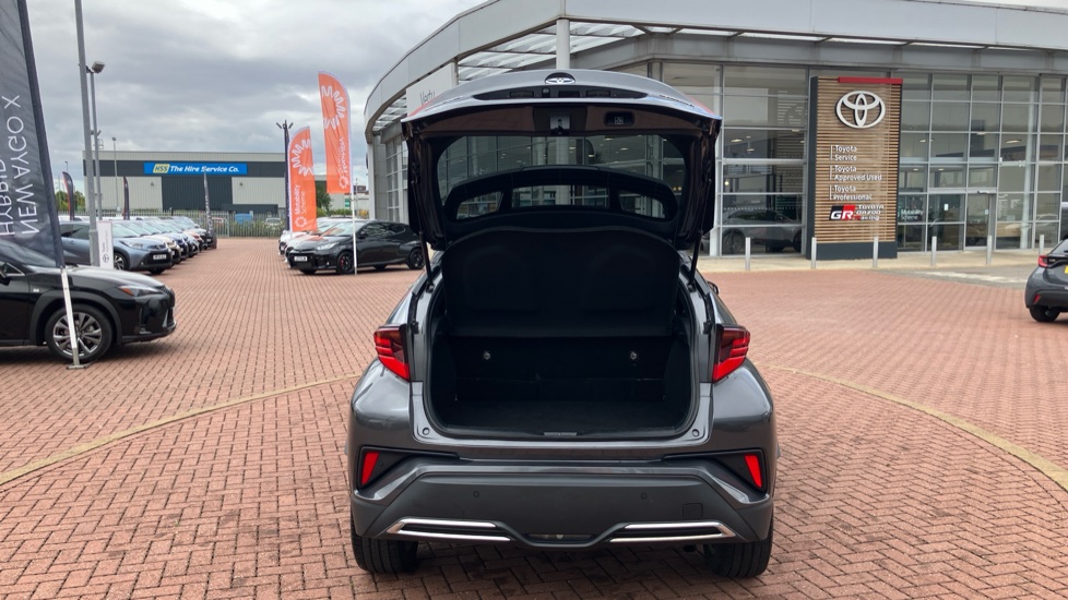 Toyota C-HR 2.0 Hybrid Dynamic 5dr CVT Hybrid Hatchback - Image 54