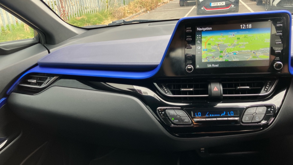 Toyota C-HR 2.0 Hybrid Dynamic 5dr CVT Hybrid Hatchback - Image 57