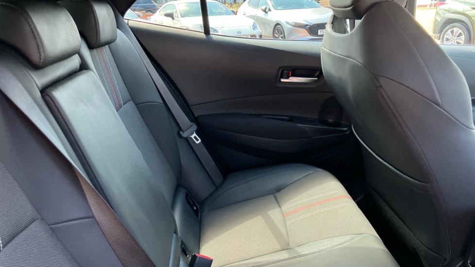 Toyota Corolla 2.0 VVT-i Hybrid GR Sport 5dr CVT Hybrid Hatchback - Image 8