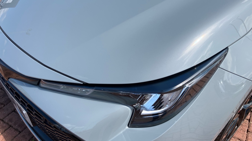 Toyota Corolla 2.0 VVT-i Hybrid GR Sport 5dr CVT Hybrid Hatchback - Image 20