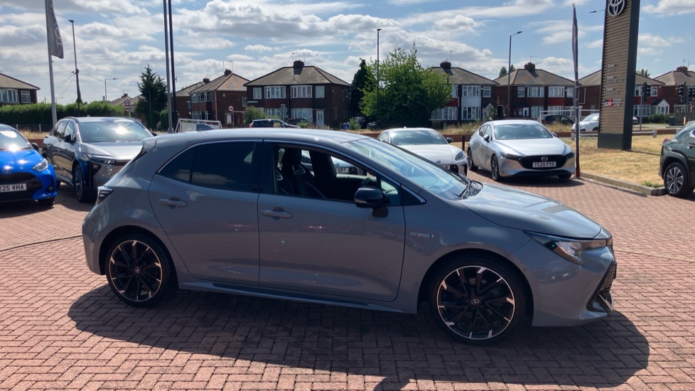 Toyota Corolla 2.0 VVT-i Hybrid GR Sport 5dr CVT Hybrid Hatchback - Image 47
