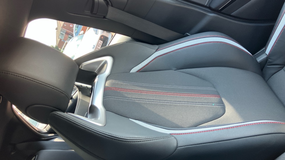 Toyota Corolla 2.0 VVT-i Hybrid GR Sport 5dr CVT Hybrid Hatchback - Image 60