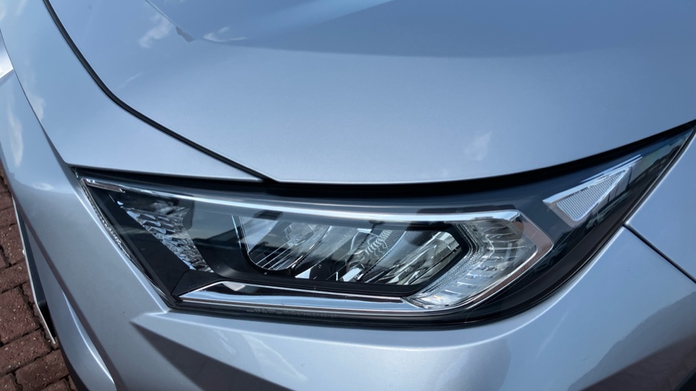 Toyota RAV4 2.5 VVT-i Hybrid Design 5dr CVT 2WD Hybrid Estate - Image 20