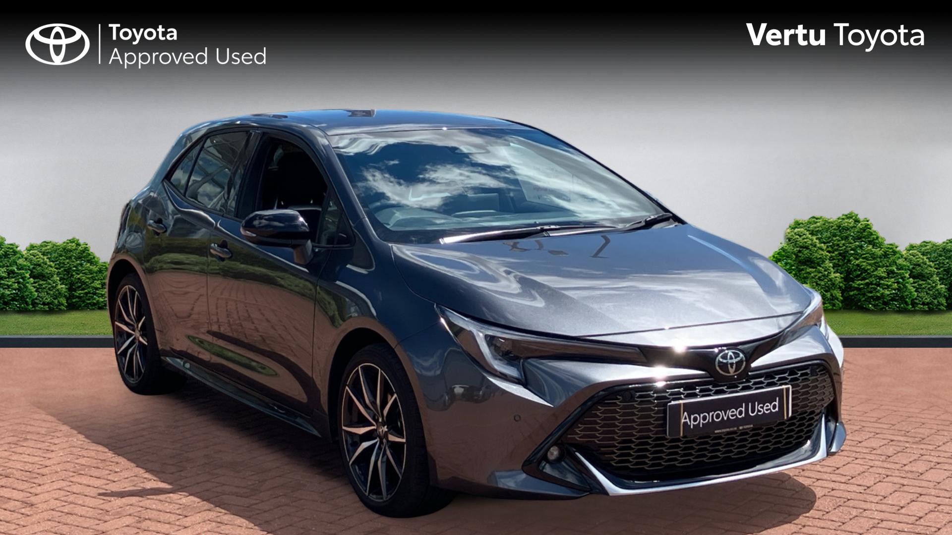 Toyota Corolla listing photo