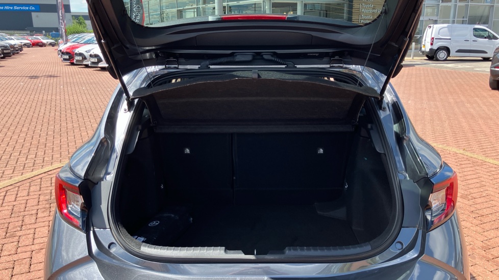 Toyota Corolla 1.8 Hybrid GR Sport 5dr CVT Hybrid Hatchback - Image 13